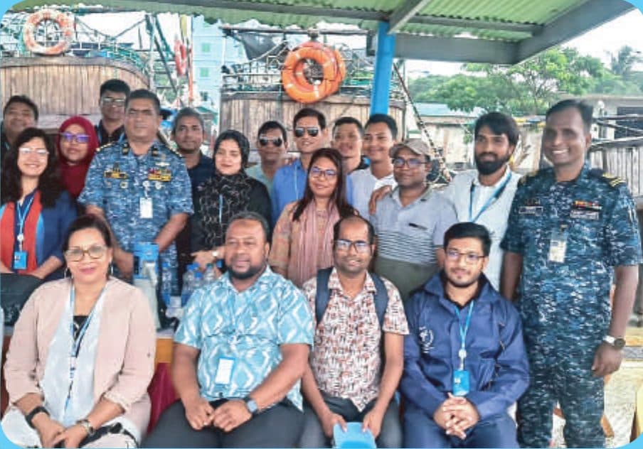 NKFTCL and World Food Programme team at the jetty